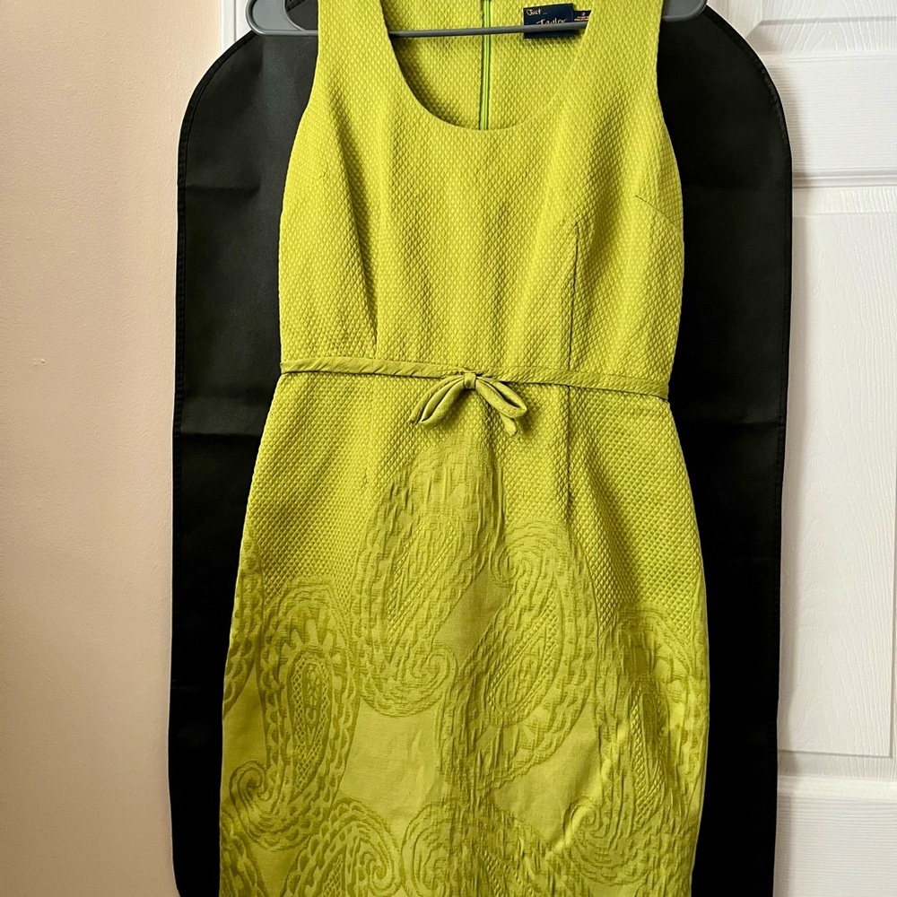 Dress - Picture 2 of 8
